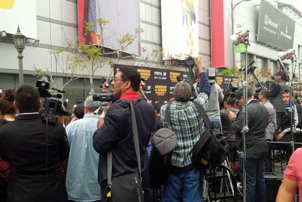 Más de 700 reporteros estuvieron en la conferencia de Manny Pacquiao y Floyd Mayweather Jr., denominada la "Pelea d‎el Siglo".