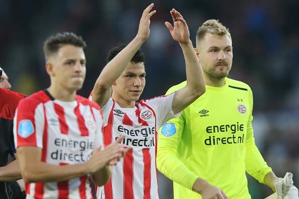 (L-R) Santiago Arias of PSV, Hirving Lozano of PSV, goalkeeper Jeroen Zoet of PSV during the Dutch Eredivisie match between PSV Eindhoven and AZ Alkmaar at the Phillips stadium on August 12, 2017 in Eindhoven, The Netherlands(Photo by VI Images via Getty Images)