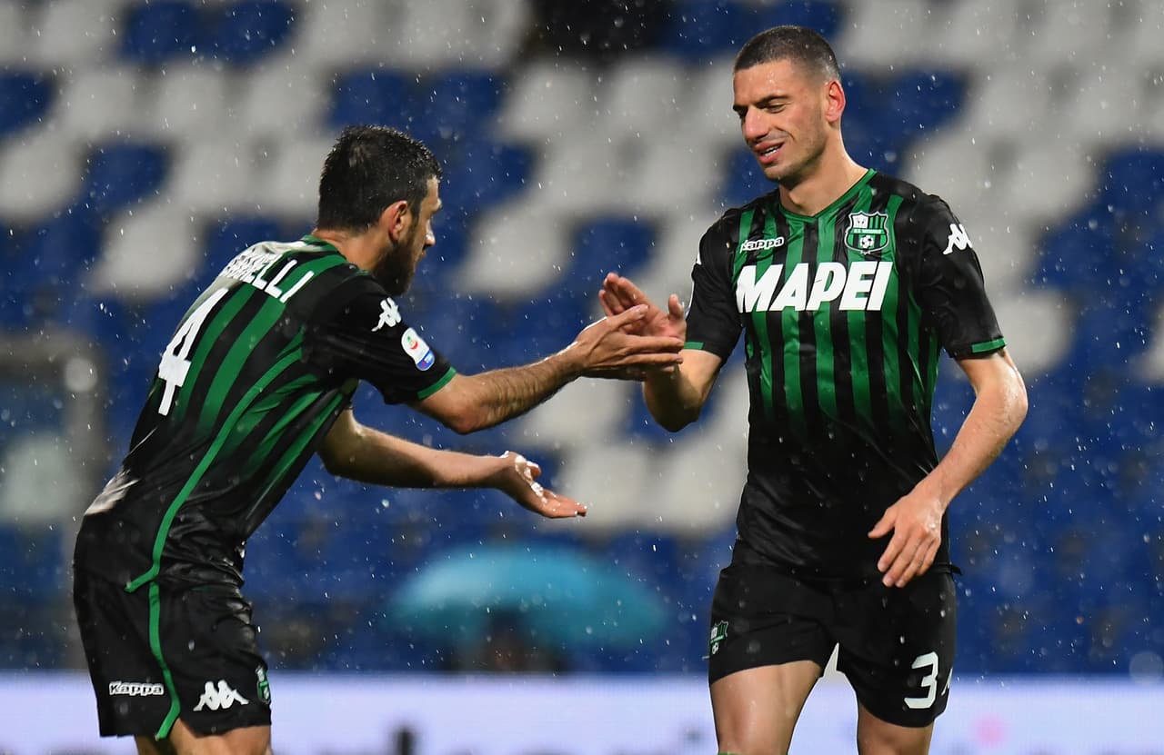 El defensor turco Merih Demiral tiene complicada su continuidad en el Sassuolo gracias a su rendimiento. La Juventus lo pretende.