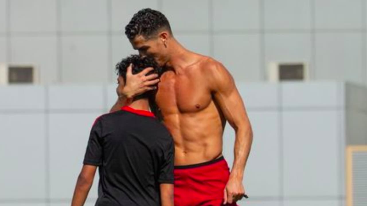 Cristiano Ronaldo califica a su hijo como el futuro del futbol mundial.