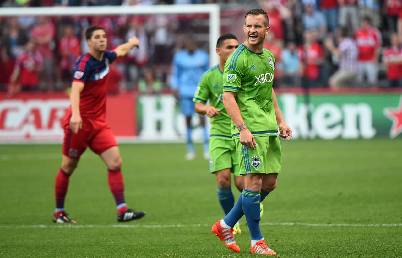 Chicago Fire recibió la visita de un disminuido Seattle Sounders que ha sufrido en demasía las ausencias de jugadores claves por sus compromisos a nivel de selecciones.