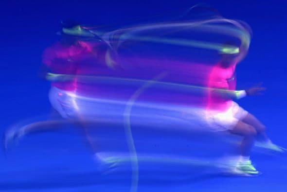 Semana del 19 - 26 de Enero 2015 - Melbourne, Australia - 19 de enero: Rafael Nadal de España marca un golpe de derecha en su partido de primera ronda contra Mikhail Youzhny de Rusia durante el primer día del Abierto de Australia en Melbourne Park.