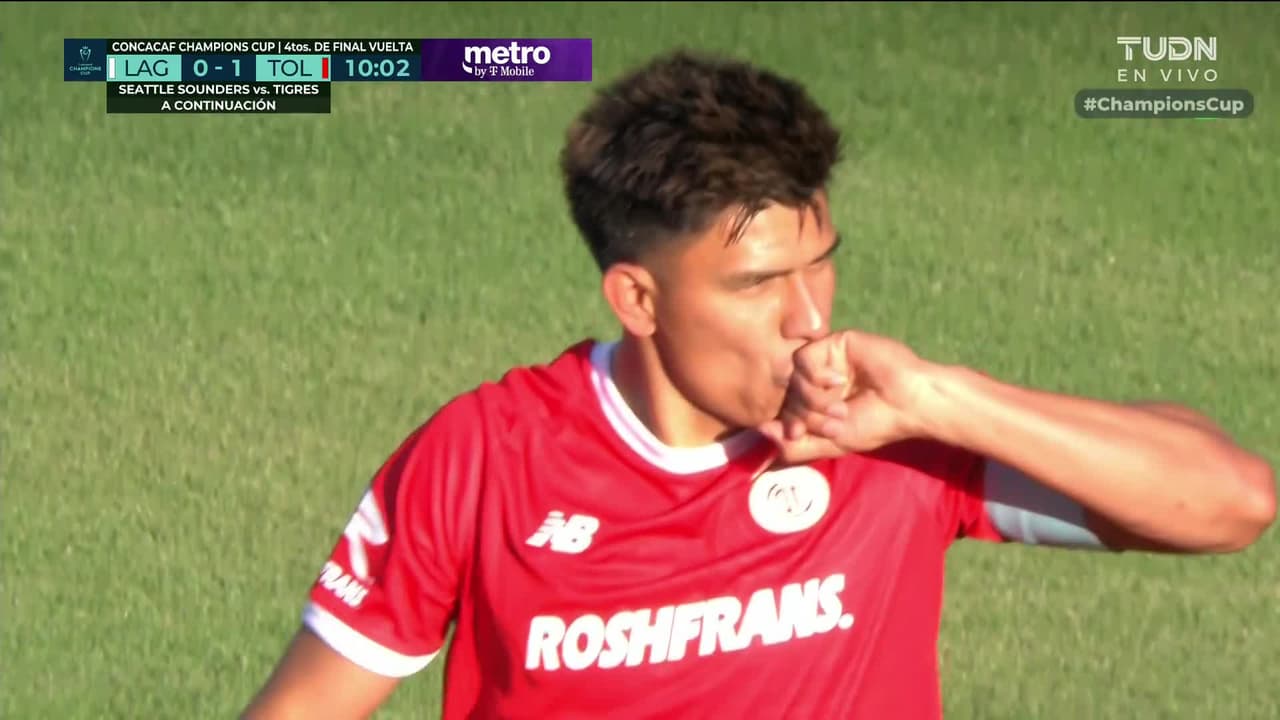¡Golazo! Jesús Gallardo la pone en el ángulo para el 1-0 de Toluca