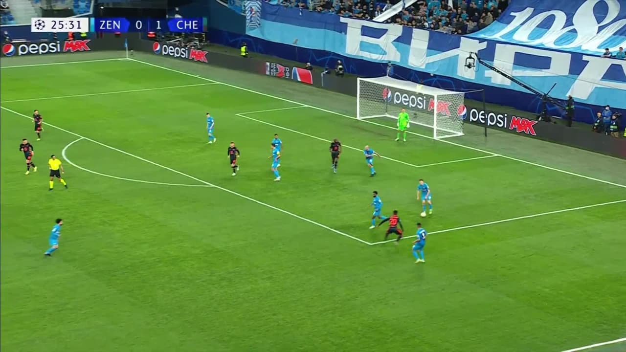 ¡TIRO ATAJADO! disparo por Malcom Filipe Silva de Oliveira.