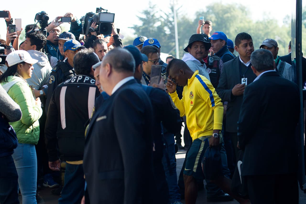Jugando con el América, en 2016, Carlos Darwin Quintero sufrió una tromboflebitis que lo alejó de las canchas por un tiempo.