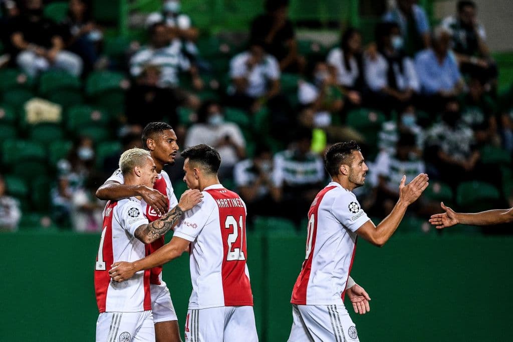 El Ajax solió crecido en su visita al Sporting de Lisboa y terminaron goleando a los locales 1-5.