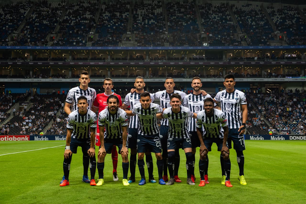 El uruguayo Diego Alonso decidió formar con Barovero, Layún, Montes, Nico, Gallardo, Rodríguez, Jonathan, Meza, Pizarro, Avilésy Funes Mori.