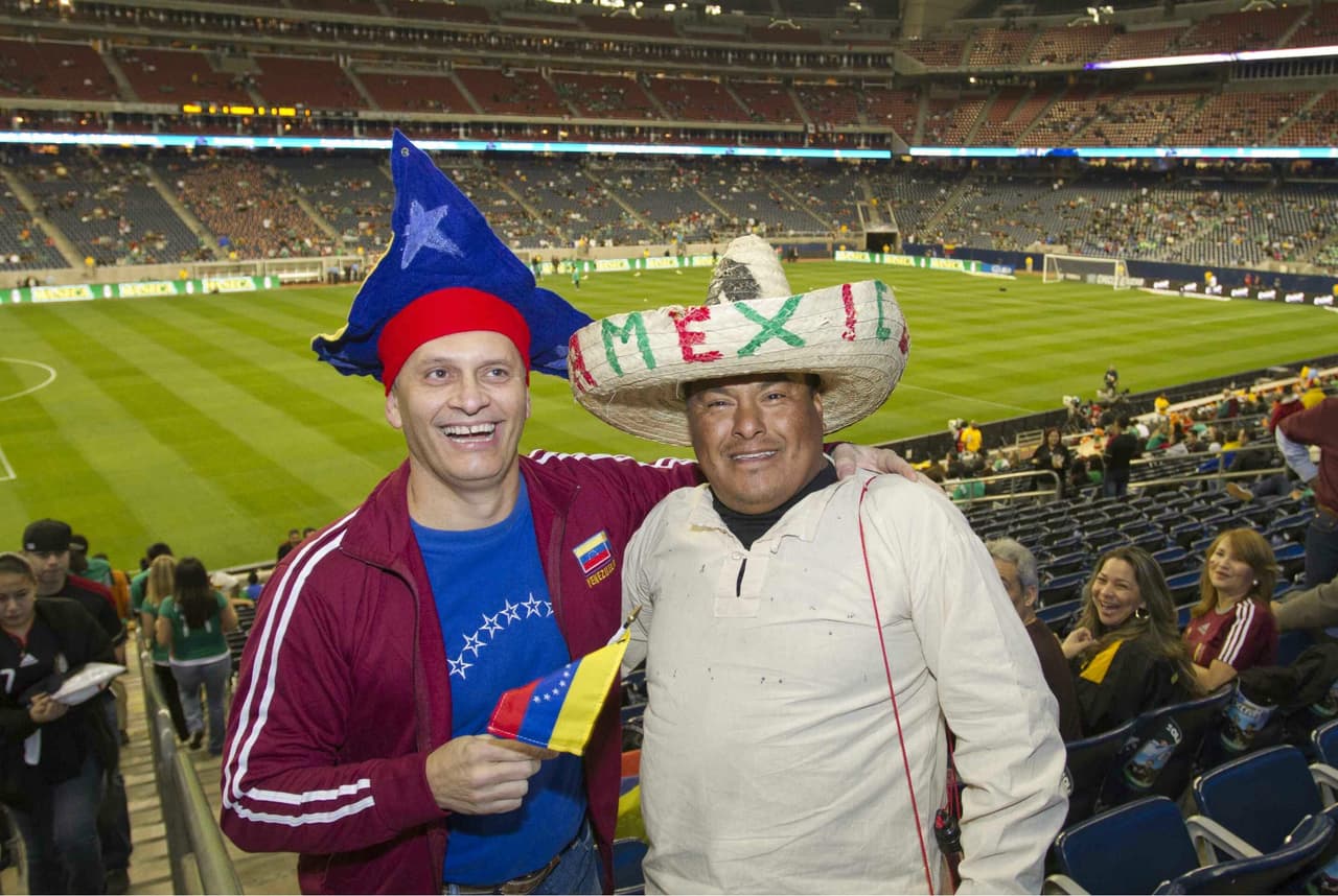 La historia de enfrentamientos México – Venezuela incluye 18 partidos y una ventaja clara del tricolor azteca que ha ganado 13 veces. Se han producido 3 empates y 2 triunfos para la escuadra sudamericana. Jugaron por primera vez en 1938 y por última en 2012.