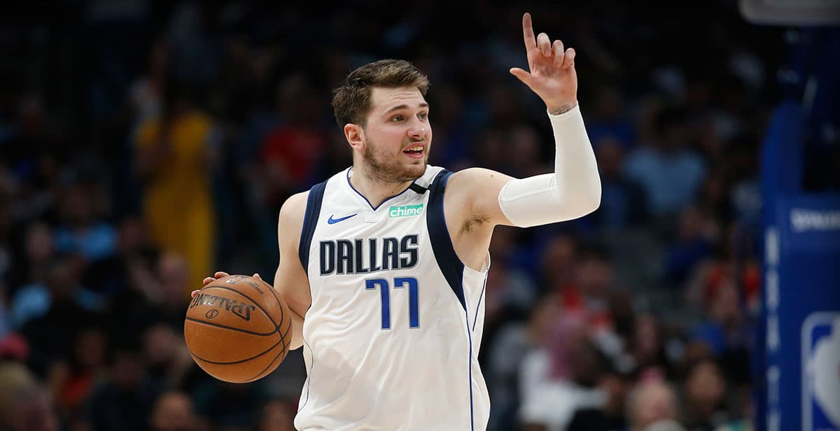 El jugador esloveno de los Dallas Mavericks, Luka Doncic, regresó a su nación cuando inició la pandemia por coronavirus y está en recuperación de su cndición física para el reinicio de la NBA.