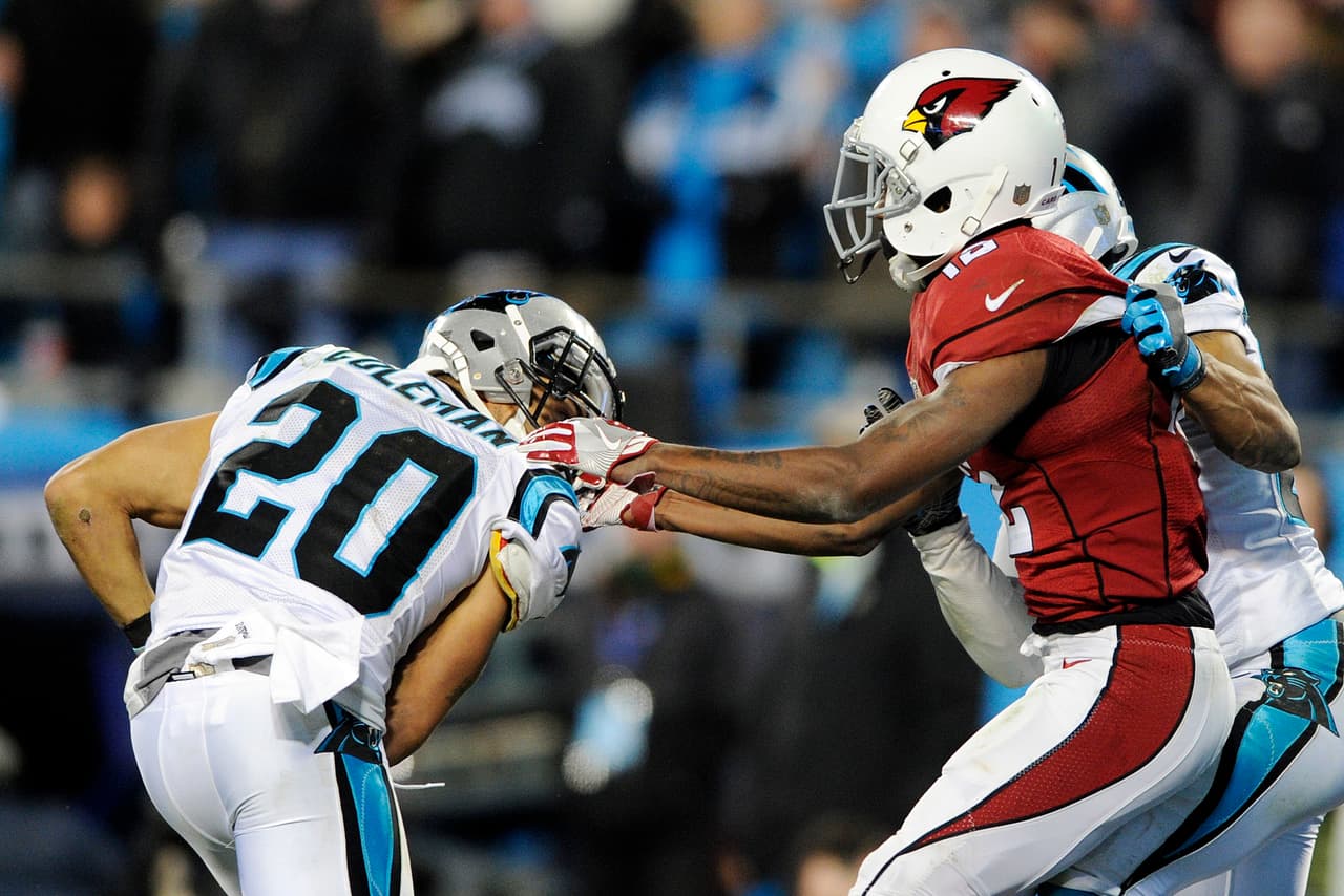 8 KURT COLEMAN. De las 4 intercepciones que sufrió Carson Palmer, Coleman hizo 2. También colaboró con 4 tackleadas.