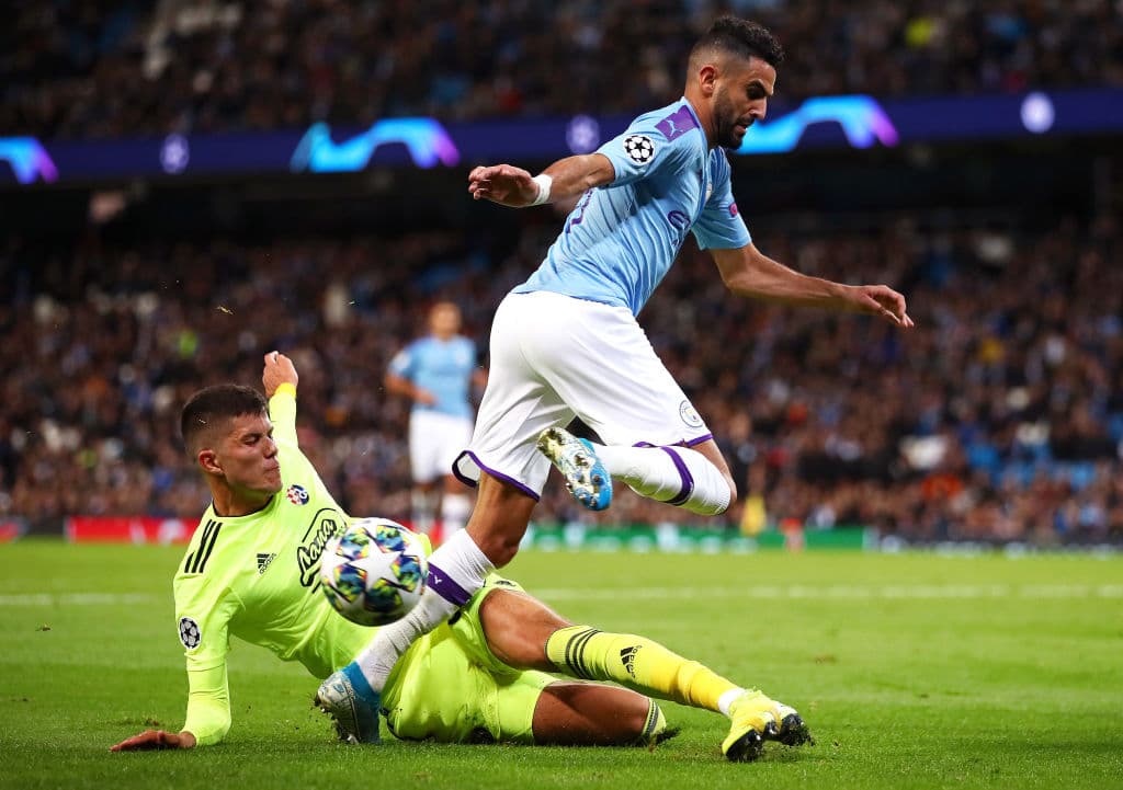 Con goles de Raheem Sterling (66) y Phil Foden (90+5), el city gana y asegura el liderato del grupo C con 6 unidades.