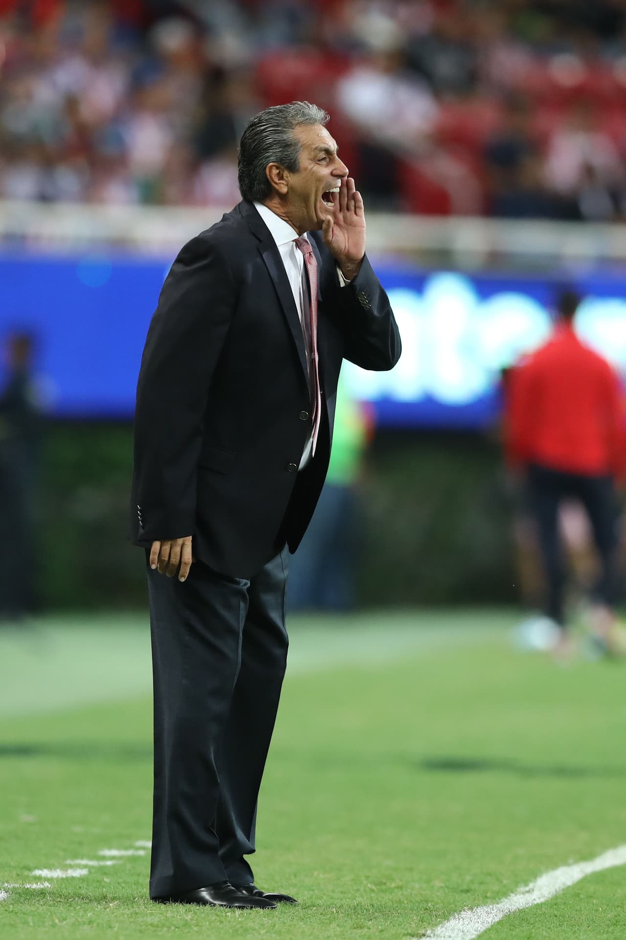 <b>Tomás Boy (Chivas):</b> El ‘Jefe’ no ha convencido del todo y luego de dos derrotas consecutivas, visitar la capital del país para chocar ante Cruz Azul, podría incrementar las dudas sobre su continuidad en el Rebaño Sagrado.