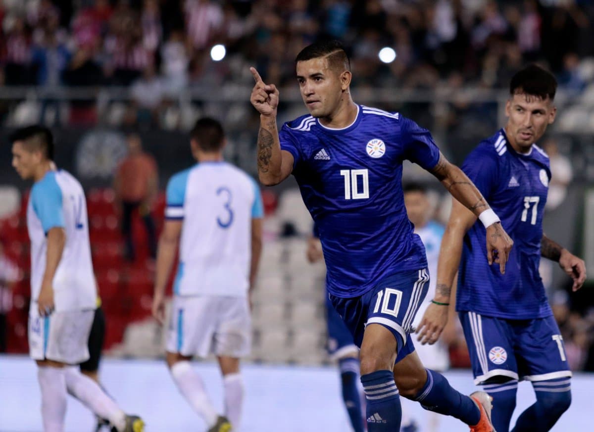 El 2-0 a favor de Paraguay lo concretó Derlis González de tiro penal al minuto 76'.