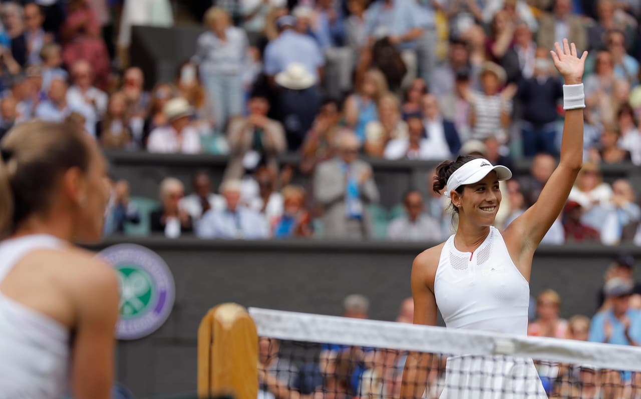 Garbiñe ya le había ganado en Australian Open (2013) y Indian Wells (2013), mientras que la serbia se había quedado con el triunfo en Birmingham (2015) y París (2013).