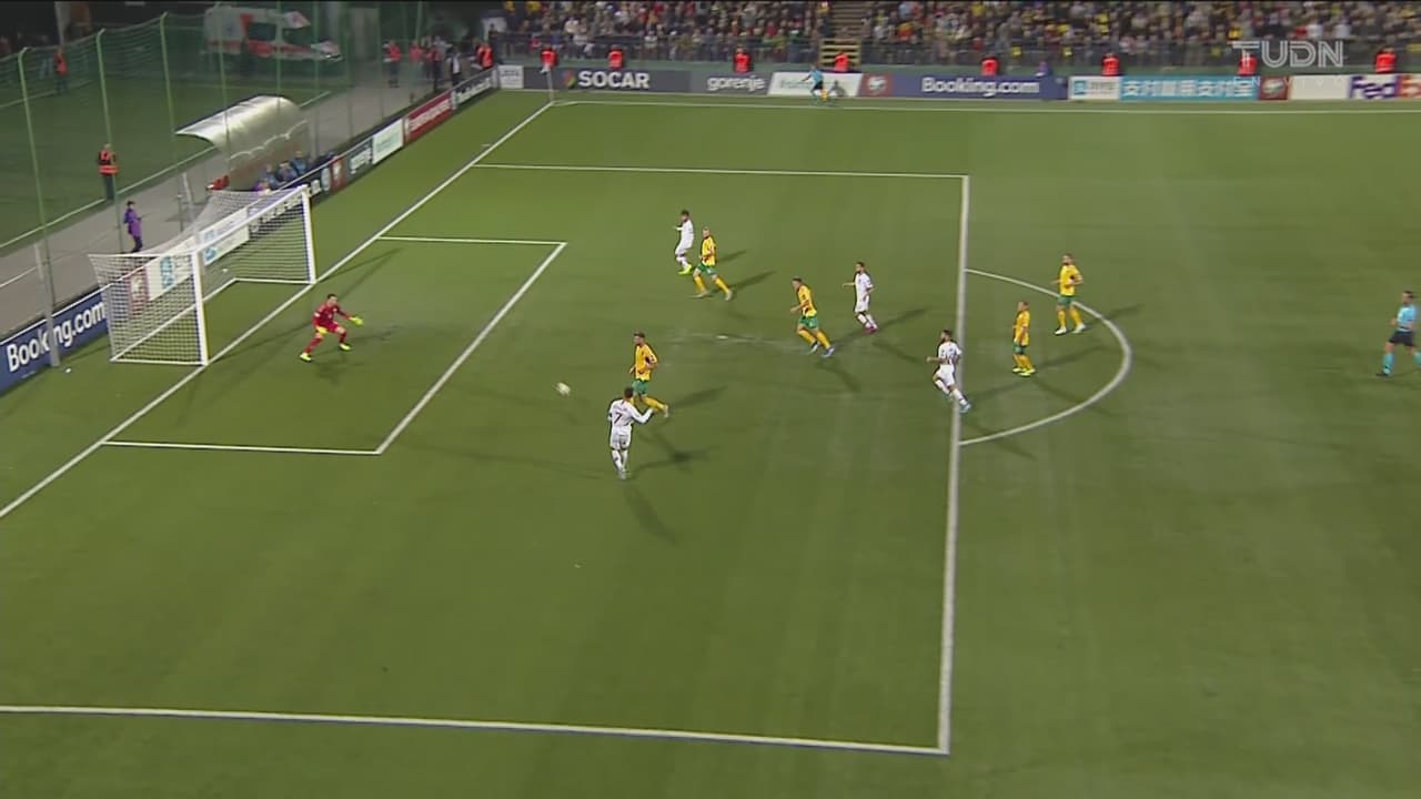 Sutil, el 'Comandante' Ronaldo aumenta la goleada 4-1 sobre Lituania