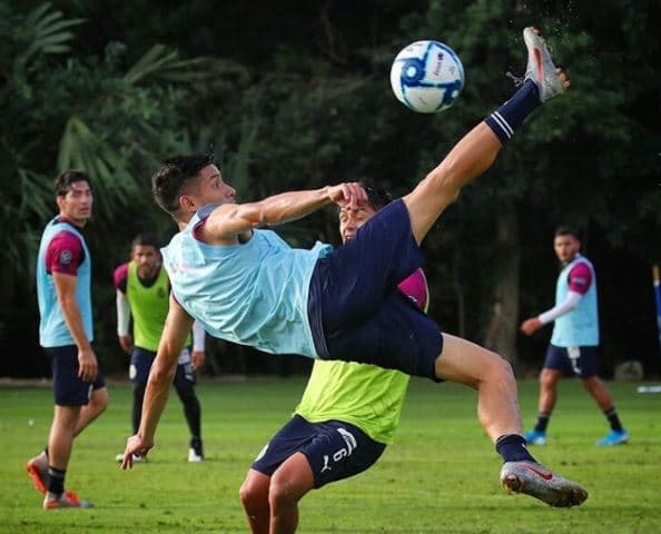 Antuna, sin opción de jugar en Chivas hasta 2020