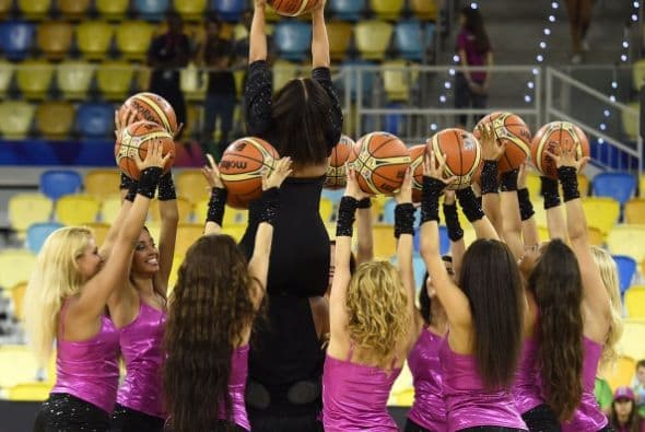 Cheerleaders FIBA