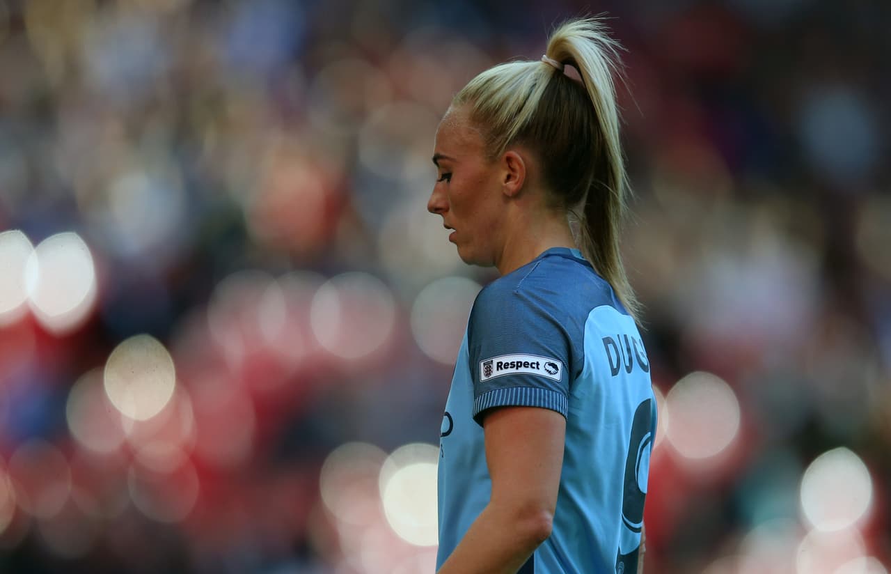 Su paso al Manchester City potenció su carrera y comenzó a ser vista por los grandes equipos de Europa.