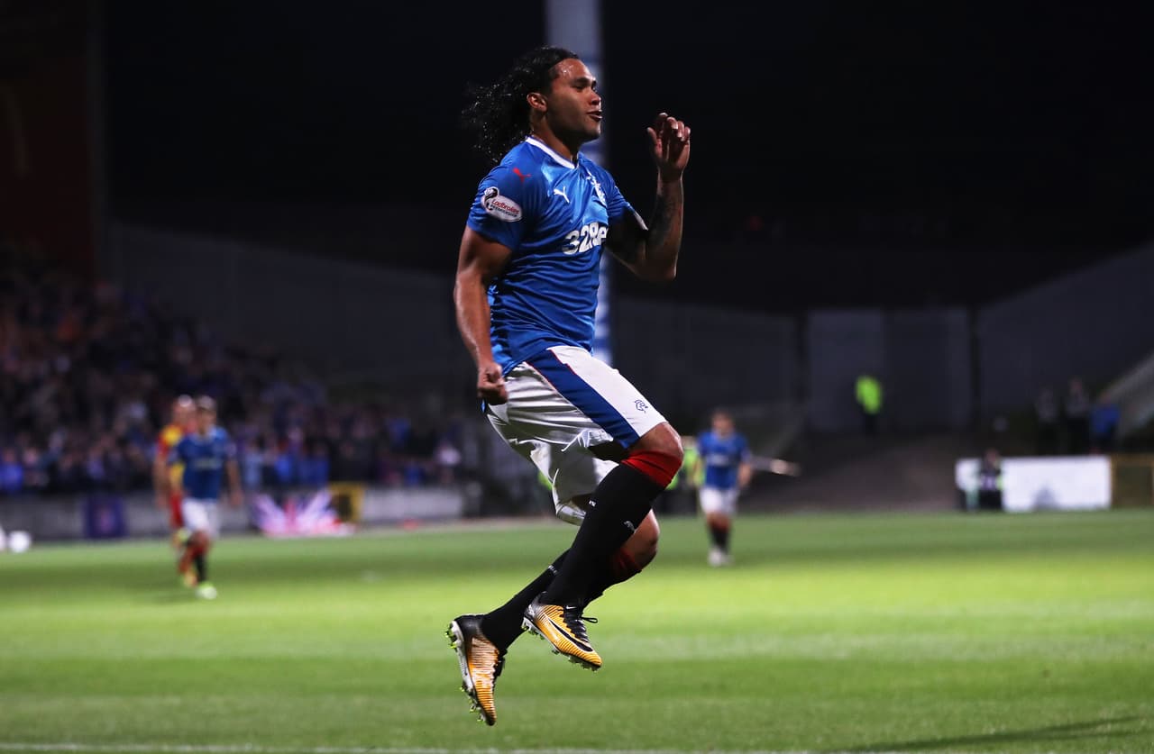 <b>Sábado 23 de diciembre - Kilmarnock Vs. Rangers: </b>Eduardo Herrera y Carlos Peña no han sumado suficientes minutos tras la salida de Caixinha. Sin embargo, suelen ser moneda de cambio sobre el final de los partidos ¿Jugarán en esta jornada de la Premiership?