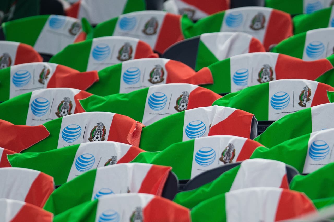 Aficionados argentinos y mexicanos se dieron cita en Dallas para el enfrentamiento de sus equipos