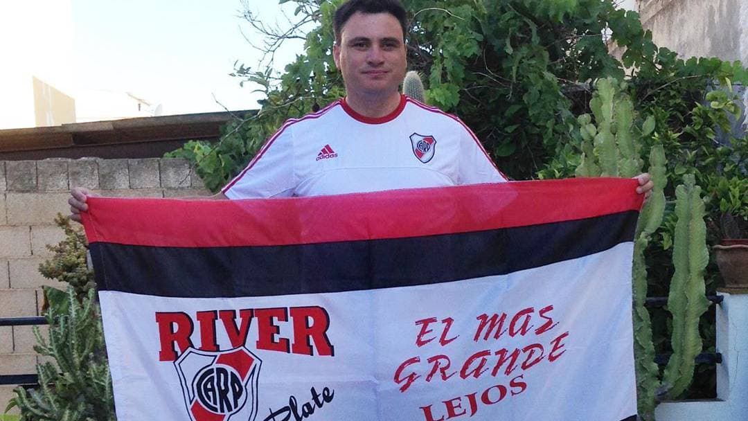 Y claro, no faltaron las consignas en contra del rival de toda la vida.