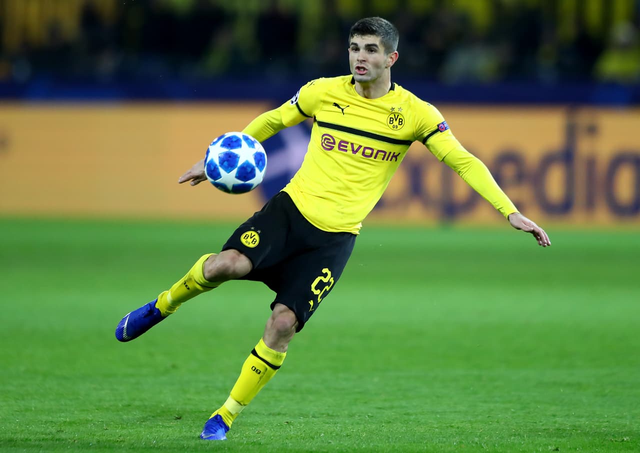 Parece cada vez más cercana la llegada de Christian Pulisic a la Premier League. Medios ingleses y alemanes aseguran que las negociaciones con el Chelsea están avanzadas. Vale recordar que también se ha hablado del Arsenal.