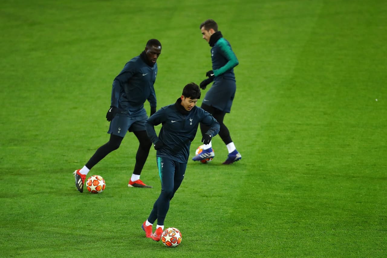 El regreso de Harry Kane con Tottenham fue la novedad en el entrenamiento previo a la visita a Borussia Dortmund para defender en el juego de vuelta la ventaja de 3-0 en los Octavos de Final de la Champions League.