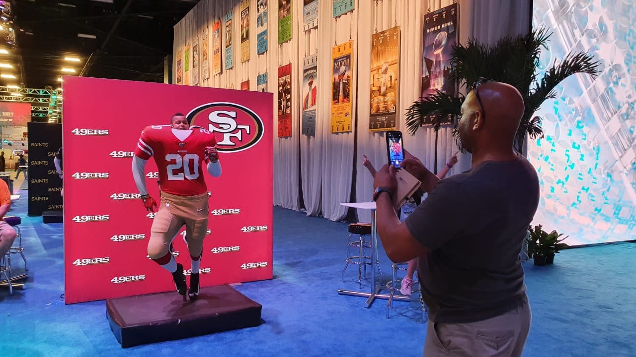 Falta menos de una semana para vivir la pasión del Super Bowl LIV entre Chiefs y 49ers pero la afición ya disfruta al máximo de la NFL Experience.