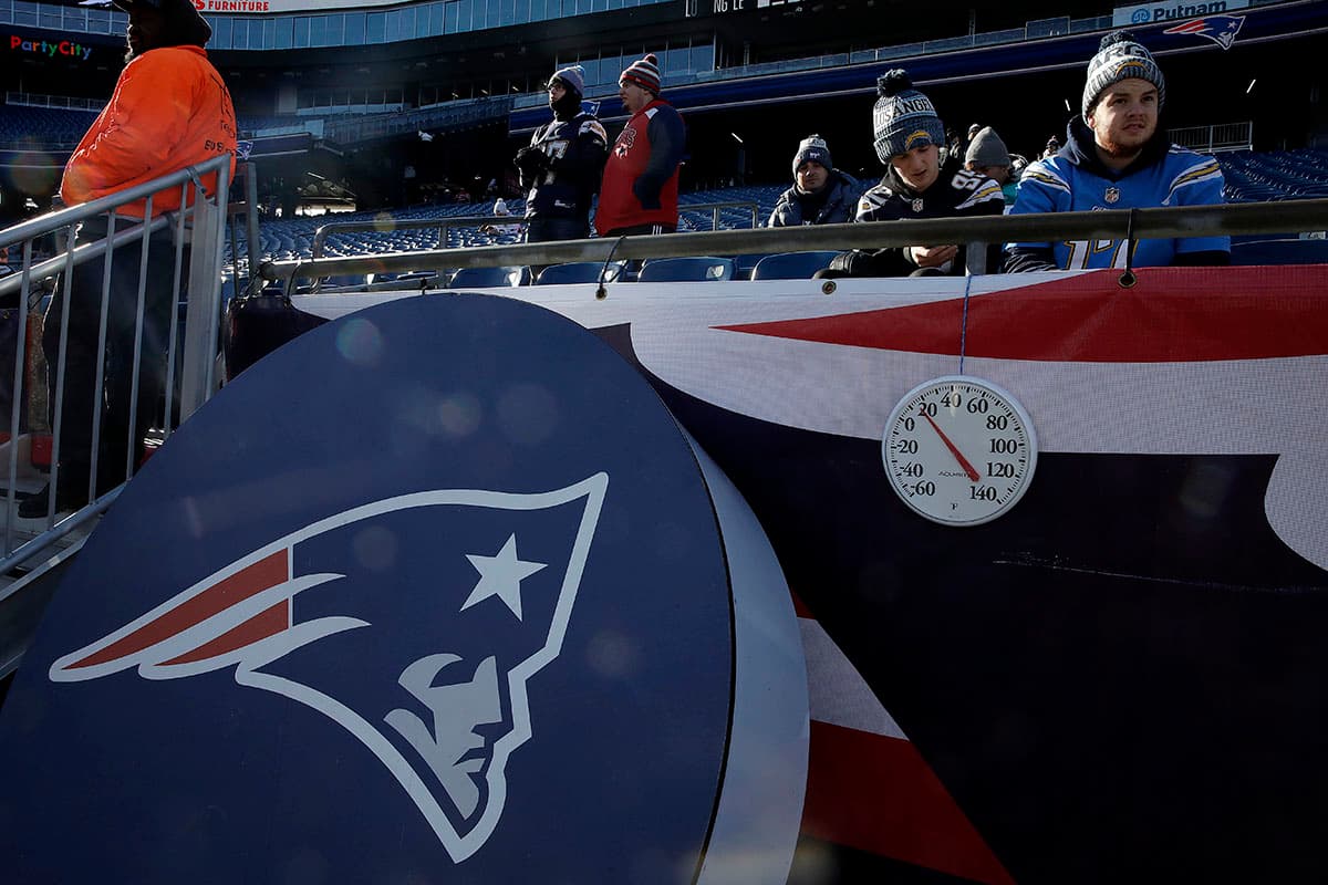 Los Patriots cuentan con el apoyo de su público al jugar de local en Foxboro.