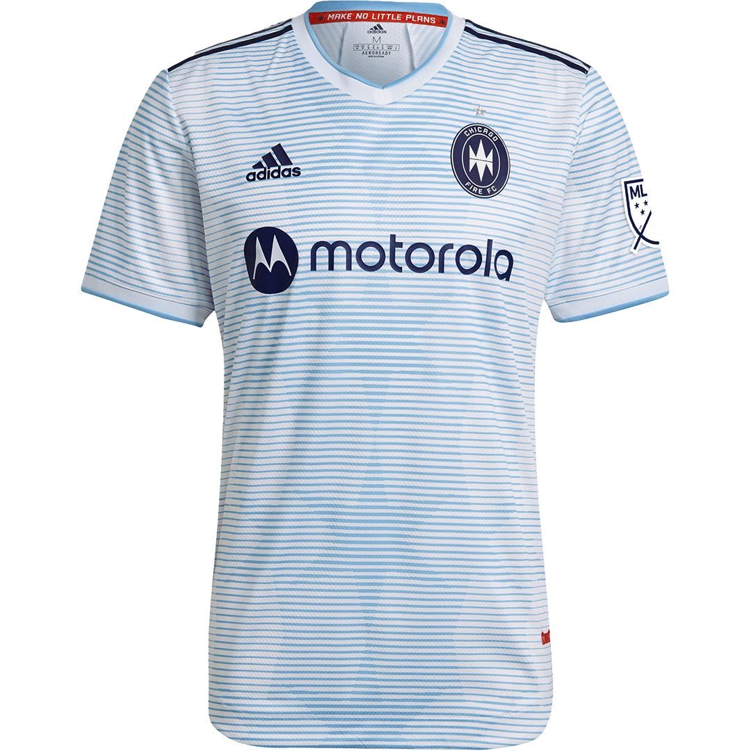 Ambas casacas han sido bautizadas como 'Lakefront'.