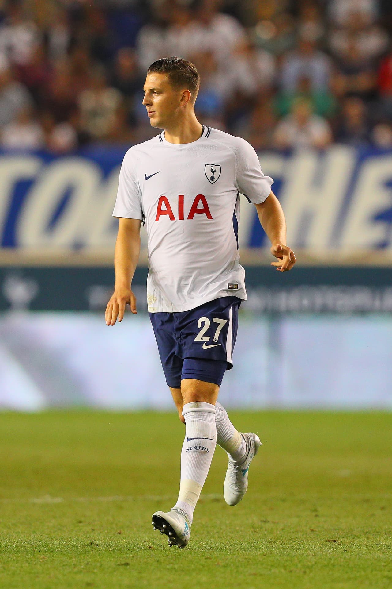 Kevin Wimmer, el joven del Tottenham, podría salir al Stoke City en busca de más minutos de juego.