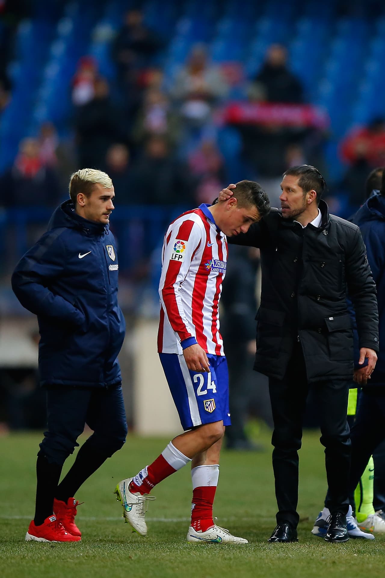 6.- El compromiso de los jugadores con su entrenador. Si hay algo que nadie duda de este Atlético en el liderazgo de su técnico. Jugadores como Godín y Koke han expresado que no cambian de equipo porque quieren seguir con el ‘Cholo’, Thiago ha regresado porque extrañaba al equipo. El grupo manda en el Atlético.