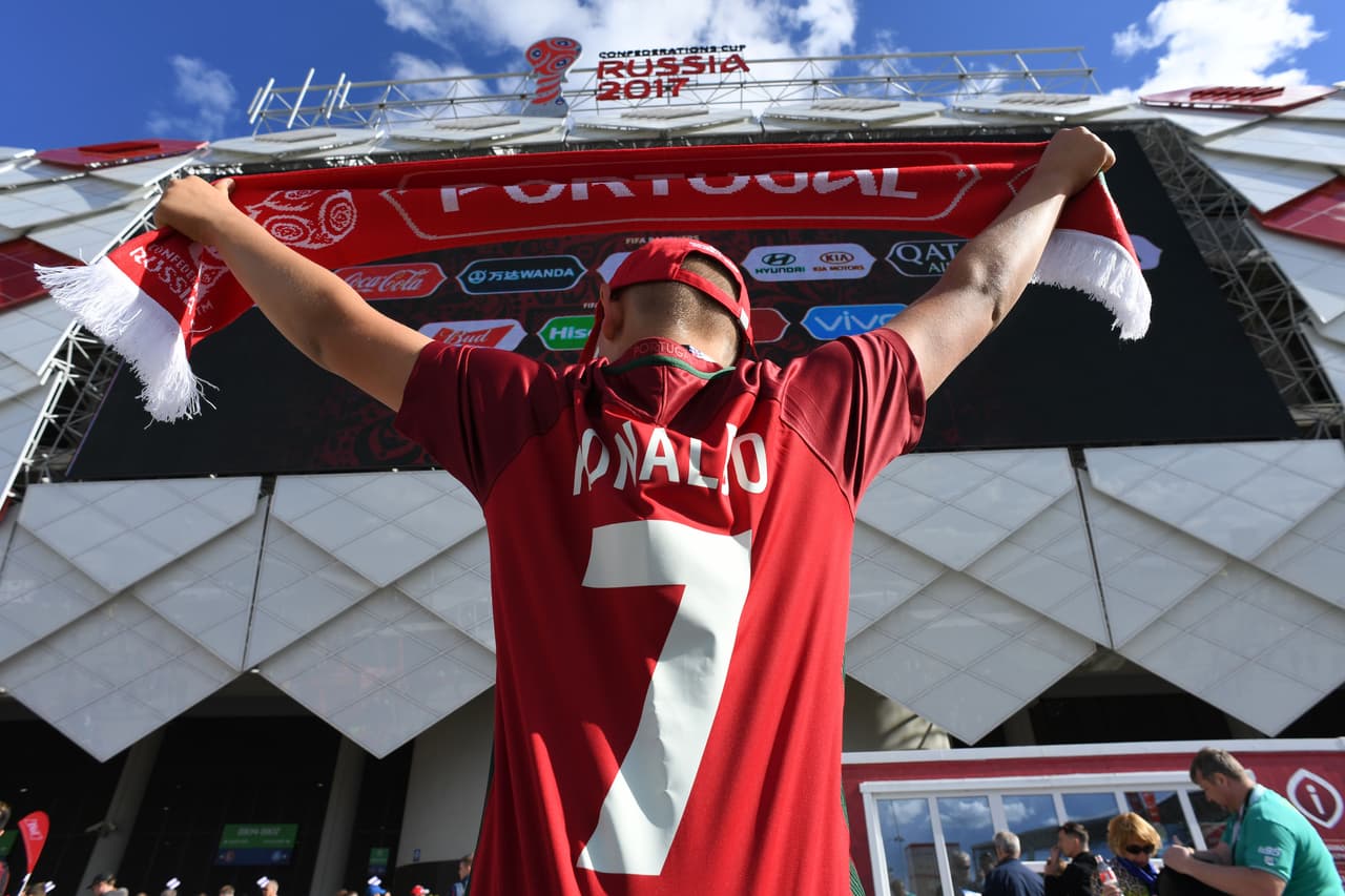 Y los que fervientemente llegaban para apoyar a Cristiano Ronaldo.