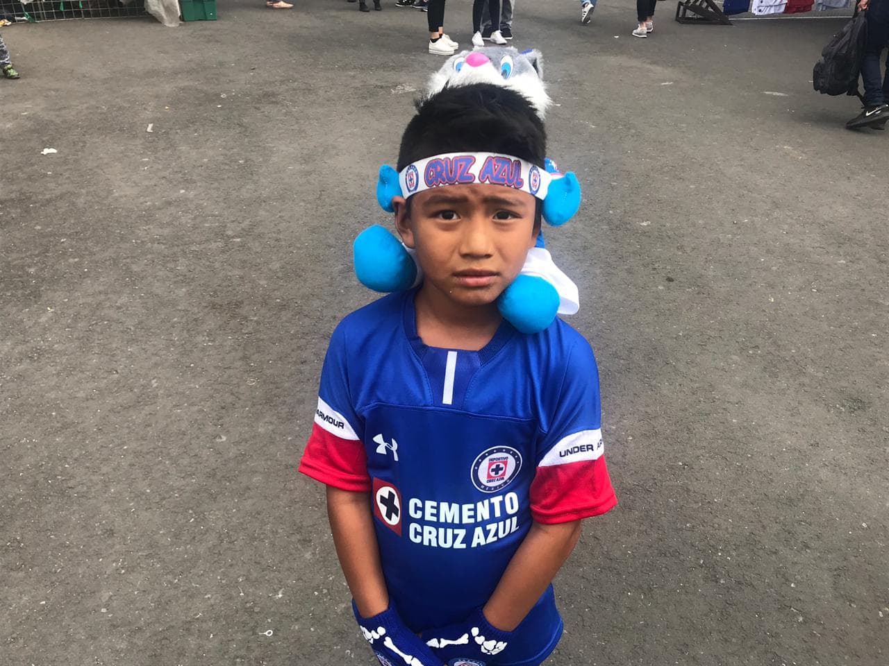 Los fanáticos de Cruz Azul en el Estadio Azteca a minutos del juego contra Monarcas Morelia por la Jornada 17 del Clausura 2019.