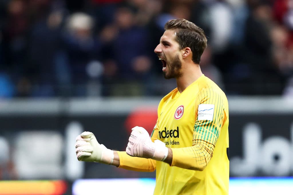Con esa ventaja, Eintracht Frankfurt se fue al descanso en el Commerzbank Arena.