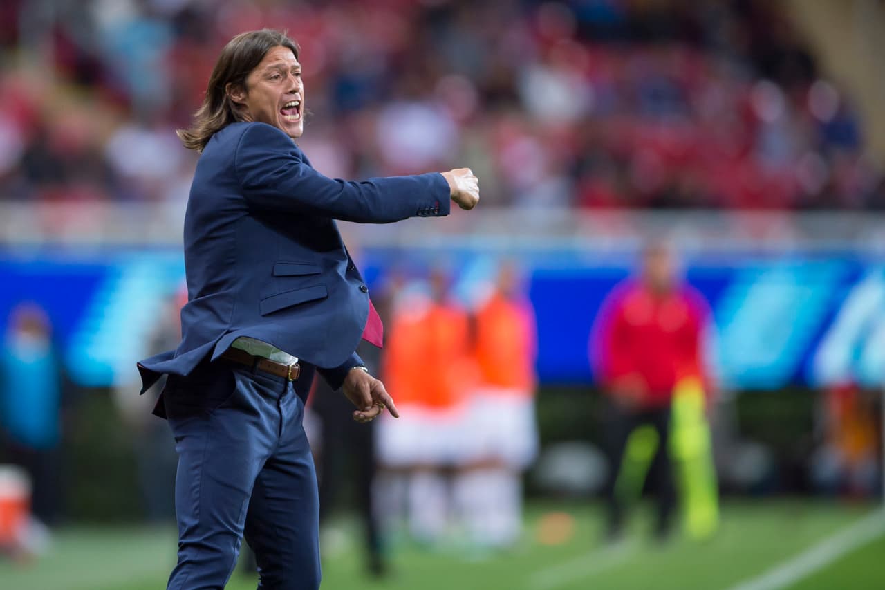 Pero, ¿en verdad sería una buena opción el entrenador argentino… habría algún cambio sustancial en el andar de la selección mexicana… llegaríamos al quinto partido por fin? Tenemos 5 razones para creer que Almeyda podría aportar algo más de lo visto al Tri.