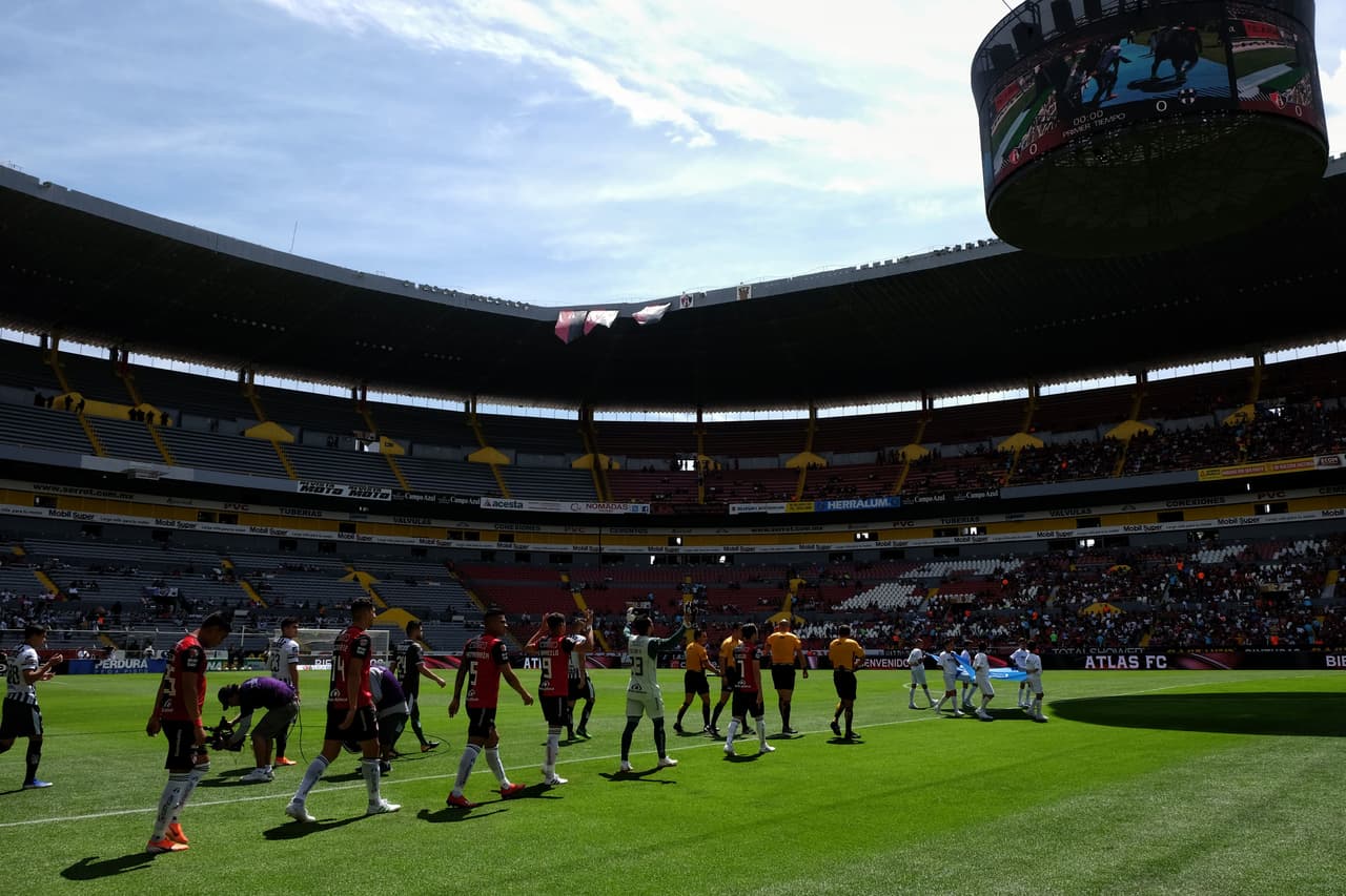 En el Estadio Jalisco se dio la despedida de Atlas del 
<a href="https://www.univision.com/deportes/futbol/liga-mx/*">Clausura 2019</a> recibiendo a Rayados, que el miércoles pasado conquistó la Liga de Campeones de la Concacaf.