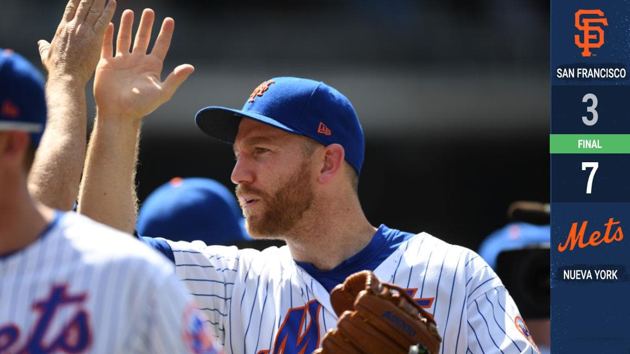 Amed Rosario y Dominic Smith pegaron jonrones al abrir el primer inning, y Todd Frazier también la sacó del parque para quebrar el empate en el octavo capítulo, guiando este jueves a los New York Mets a derrotar 7-3 a los San Francisco Giants.