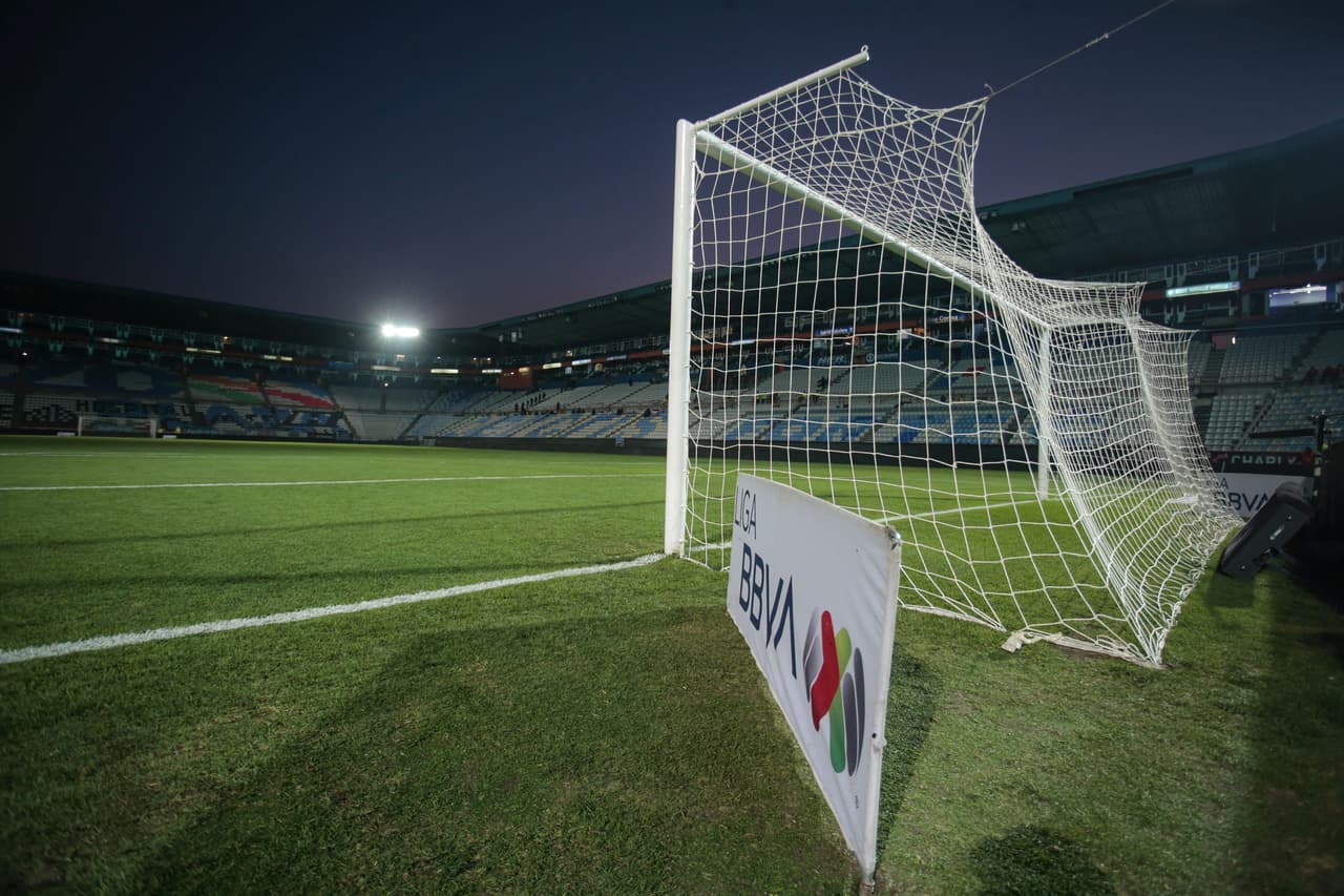 Chivas suma su tercer empate del torneo y Pachuca reparte puntos por primera vez en el Clausura 2023, perdiendo el liderato de la clasificación en la sexta jornada.