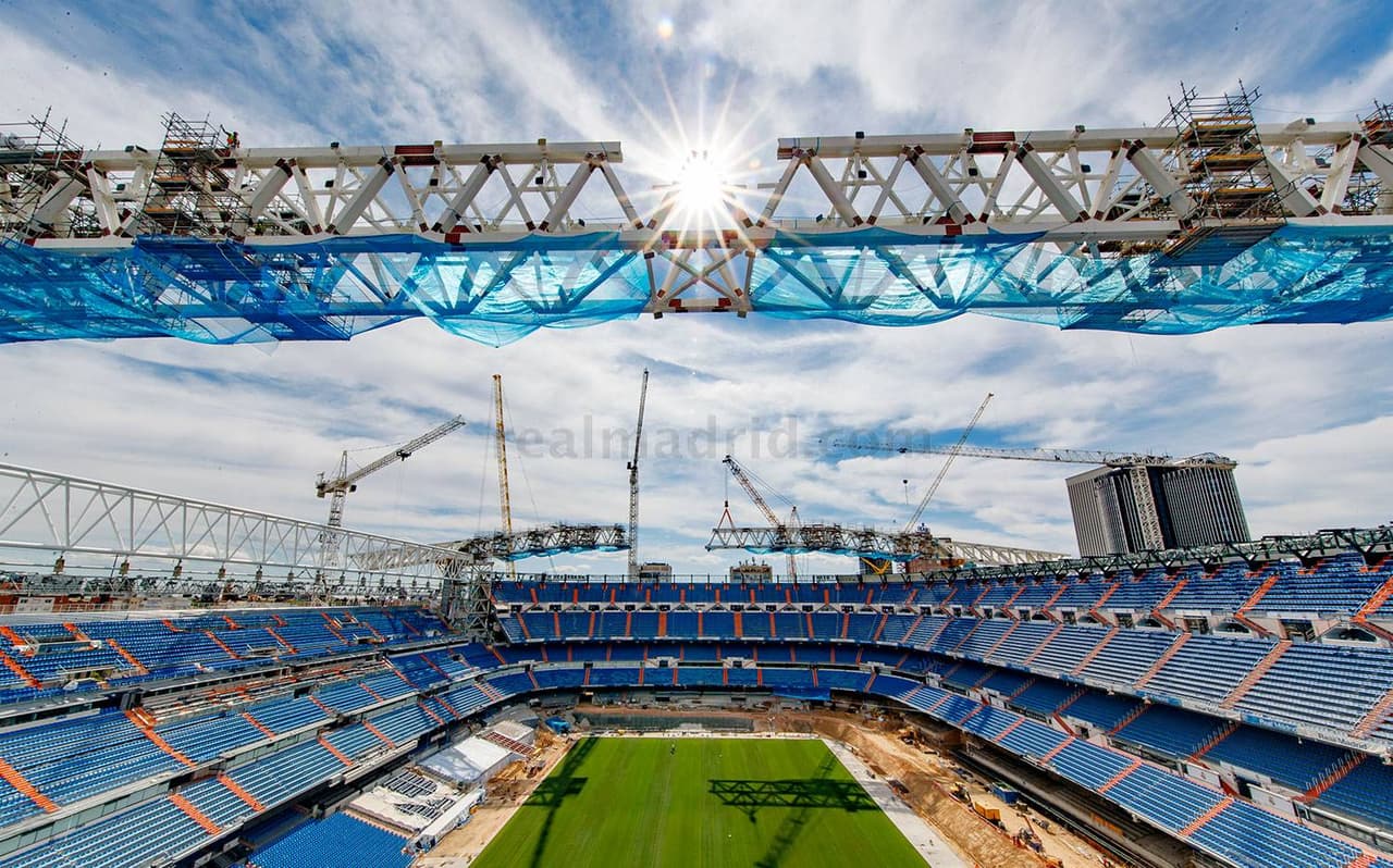 Las obras del Santiago Bernabéu continúan a marchas forzadas y ya se comienzan a completar estructuras importantes de la remodelación.