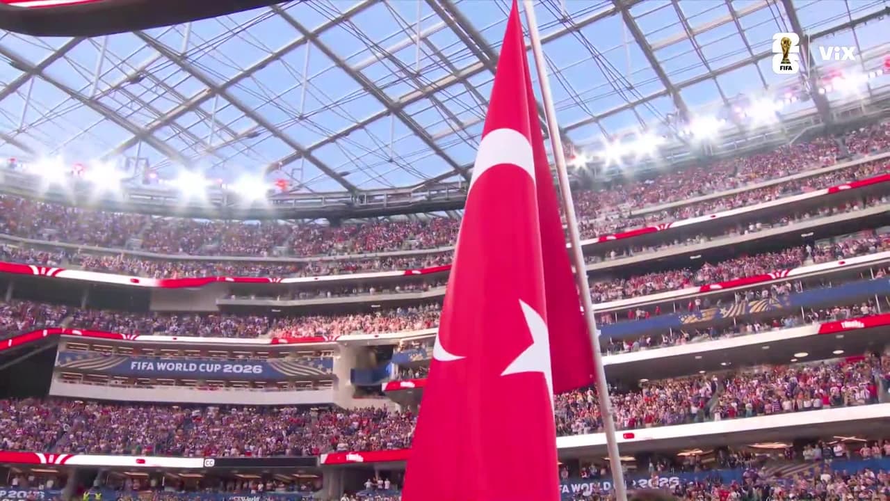 ¡Emoción al límite! ¡Se entonan los himnos de Turquía y Estados Unidos!