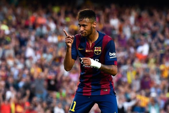 El brasieño nos presmió sus mejores àsps de baile