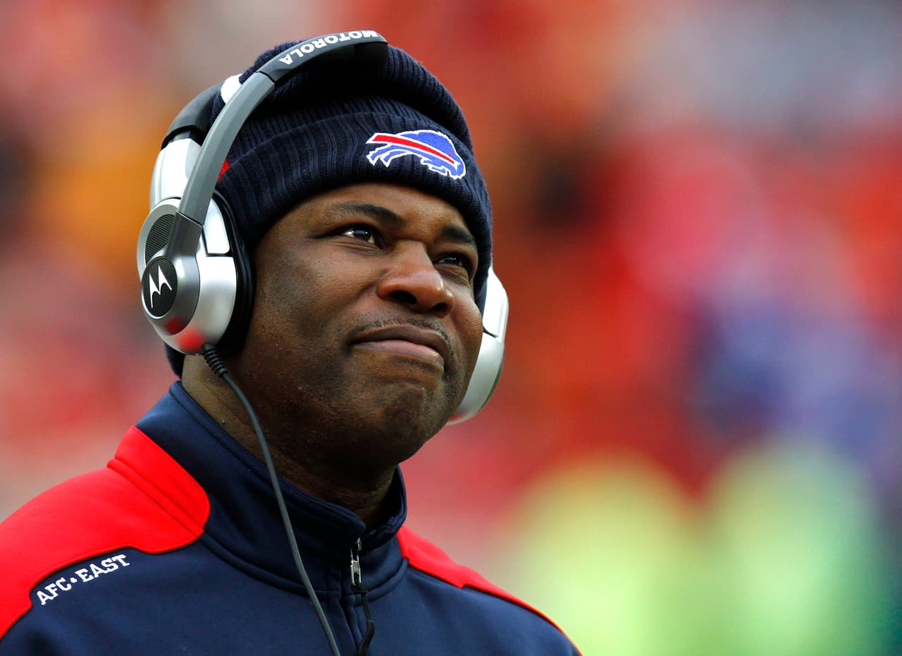 Perry Fewell (2009) (3 victorias, 4 derrotas).