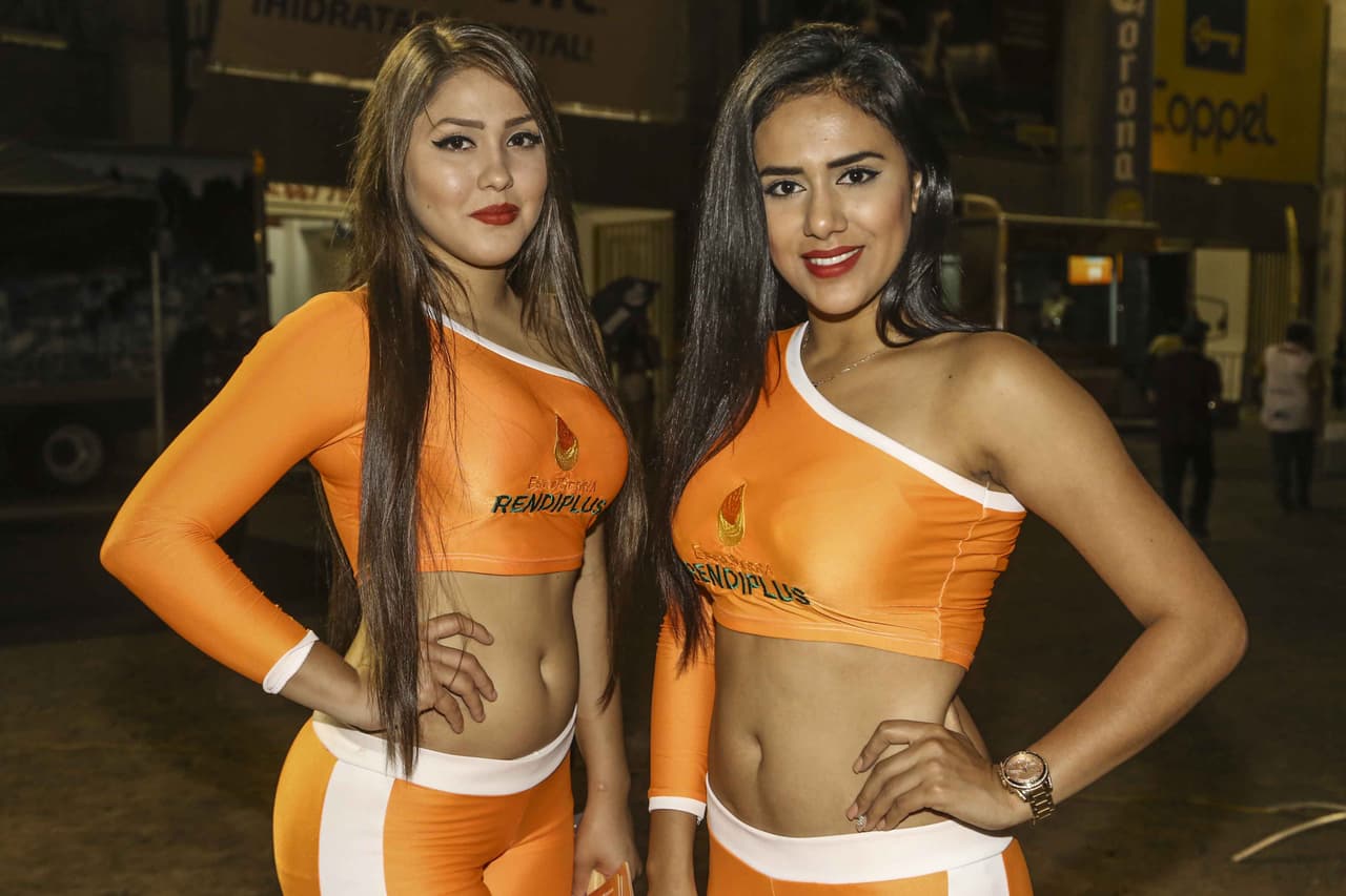 La belleza de las porristas en la fecha 16