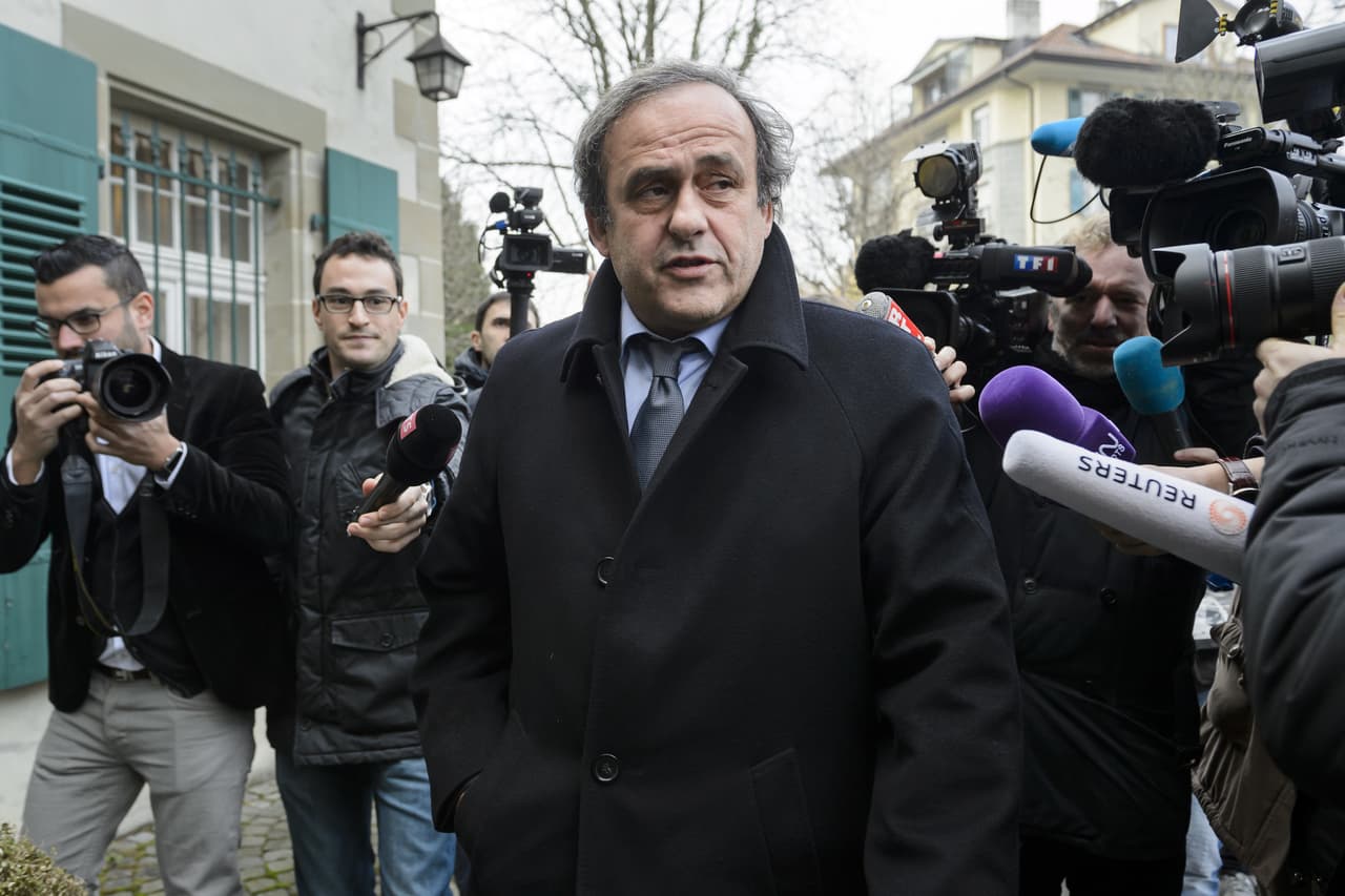 Abogado de Platini asegura que el pago que recibió fue por un contrato oral
