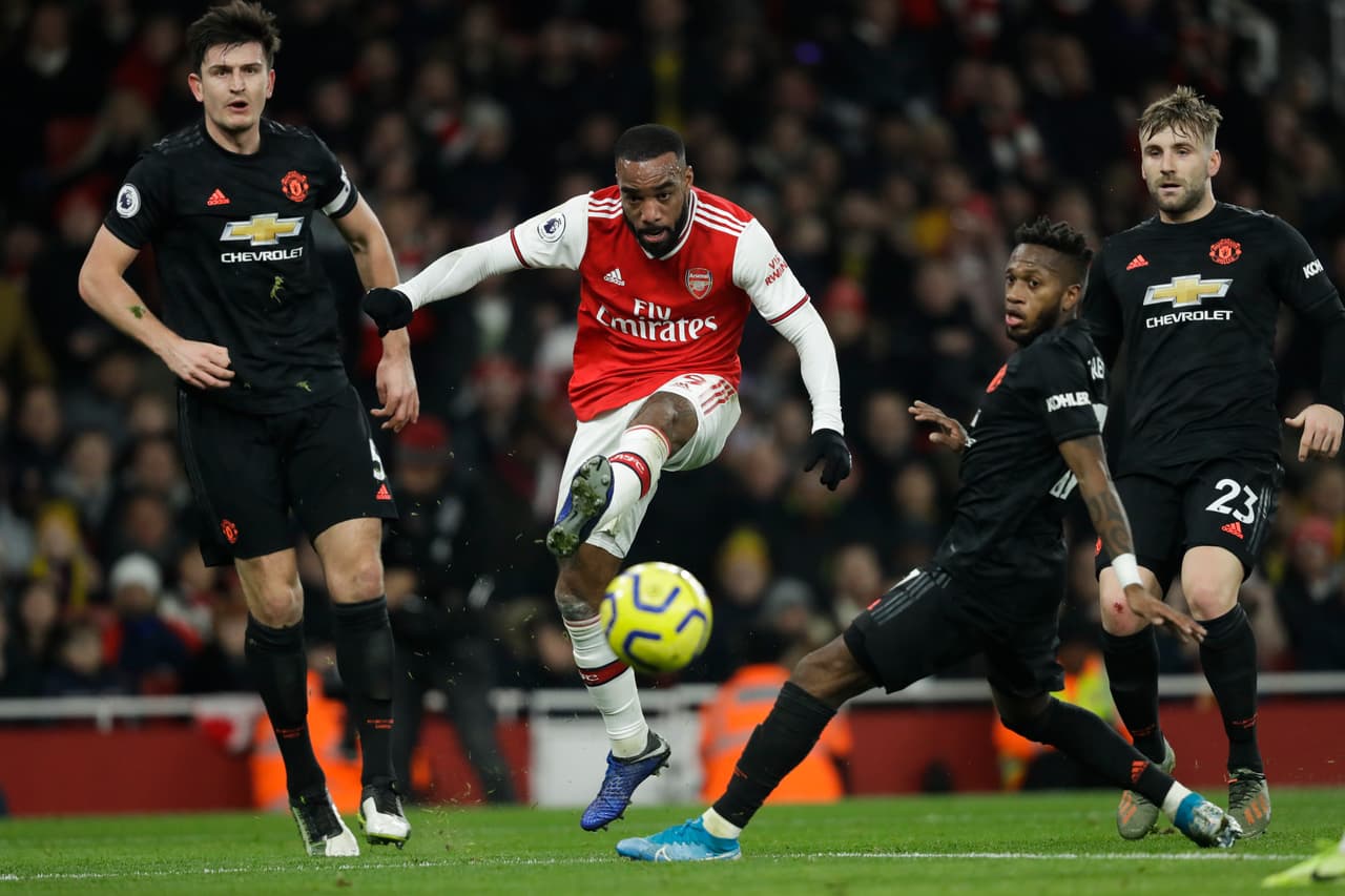 Con goles de Nicolas Pépé y Sokratis, El Arsenal se impone 2-0 al Manchester United.