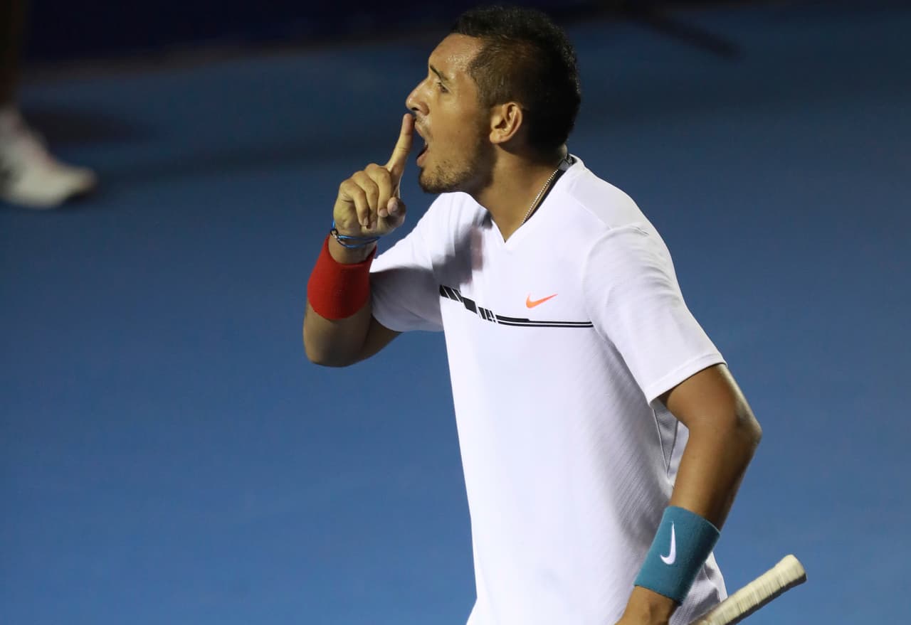 Kyrgios concretó el único quiebre del partido en el duodécimo juego del segundo parcial y de paso hizo a un lado Novak, quien con su eliminación desarmó la potencial final ante el español Rafael Nadal, segundo y quien en semifinales se enfrentará al croata Marin Cilic.