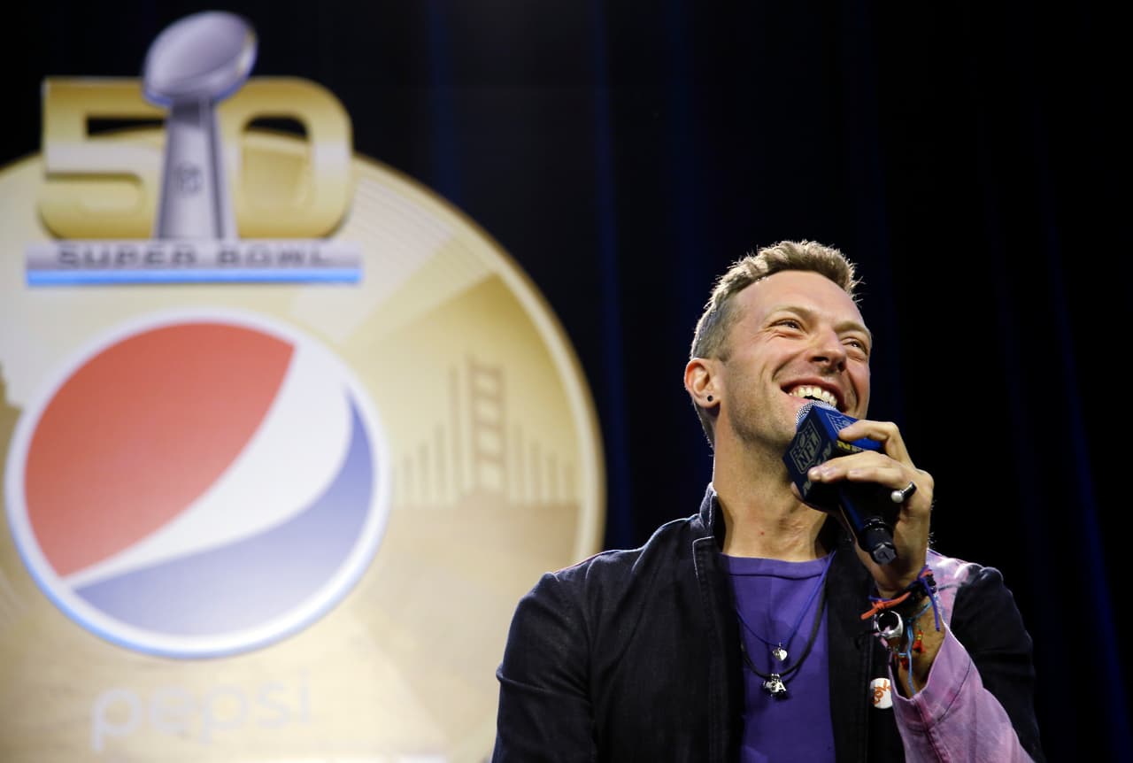 La banda británica, liderada por Chris Martin, hicieron su presentación en conferencia de prensa para dar algunos detalles de su presentación del medio tiempo del Super Bowl 50. Checa las imágenes.