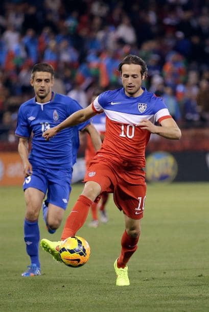 Mikkel Diskerud. Posición: Mediocampista. Fecha de nacimiento: 2 de octubre de 1990 (23 años). Club: Rosenborg, Noruega.