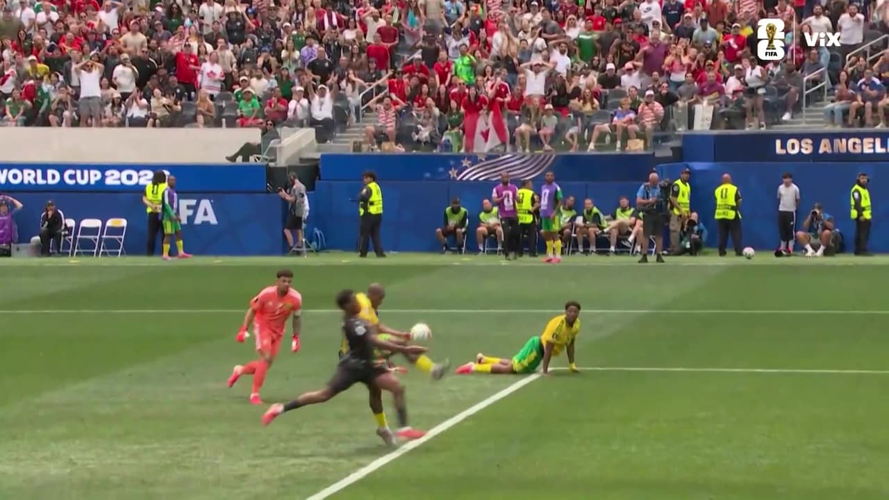 ¡Mbokazi salva a Sudáfrica! Le roba un gol cantado a Jonathan David